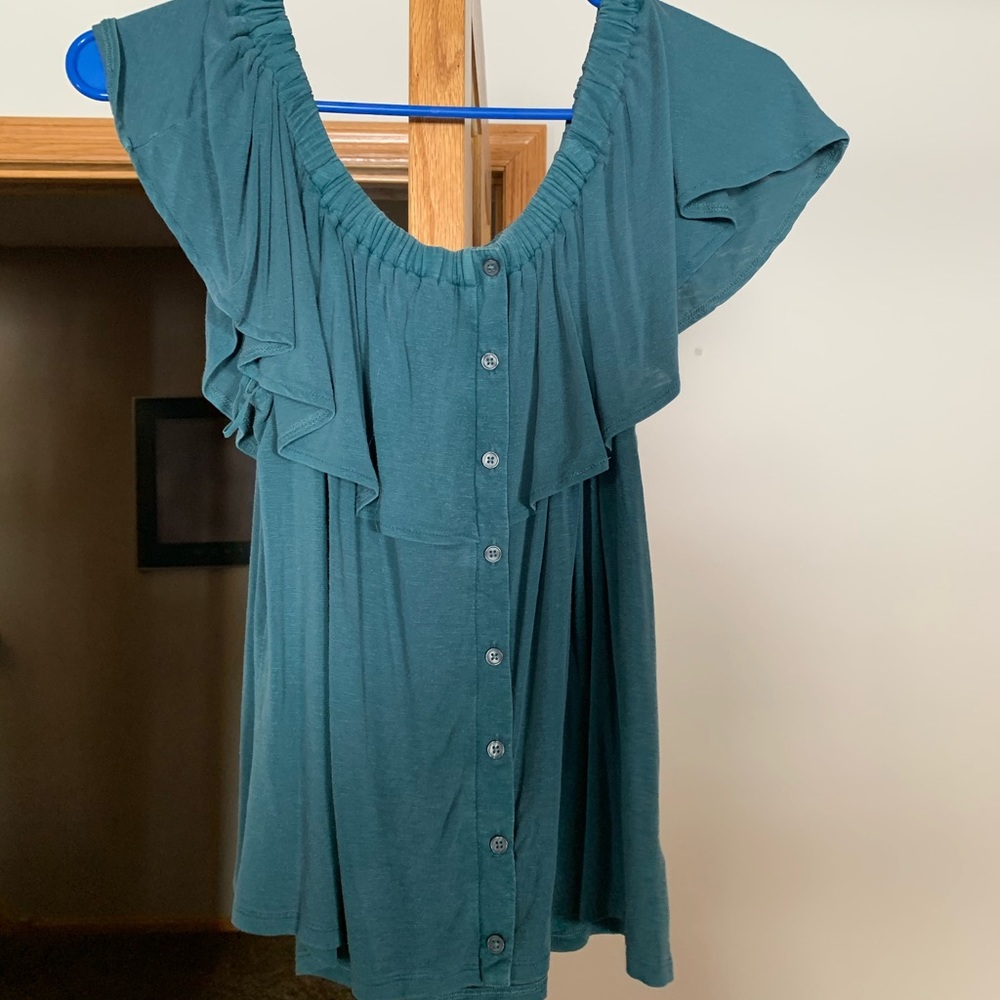 Off the shoulder american eagle top